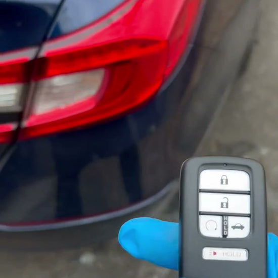 Demo of remote start using the Honda Accord and Insight 5-button smart key CWTWB1G0090